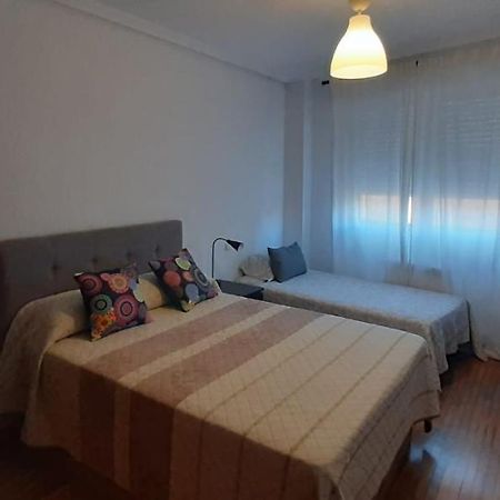 Habitacion, Muy Amplia Y Luminosa, Muy Cerca Del Centro A 15 Min En El Metro A Sol Y Gran Via Madrid Eksteriør bilde